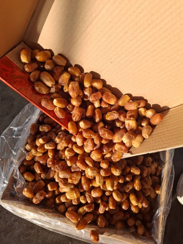 خرما زاهدی بستهبندی بهداشتی
